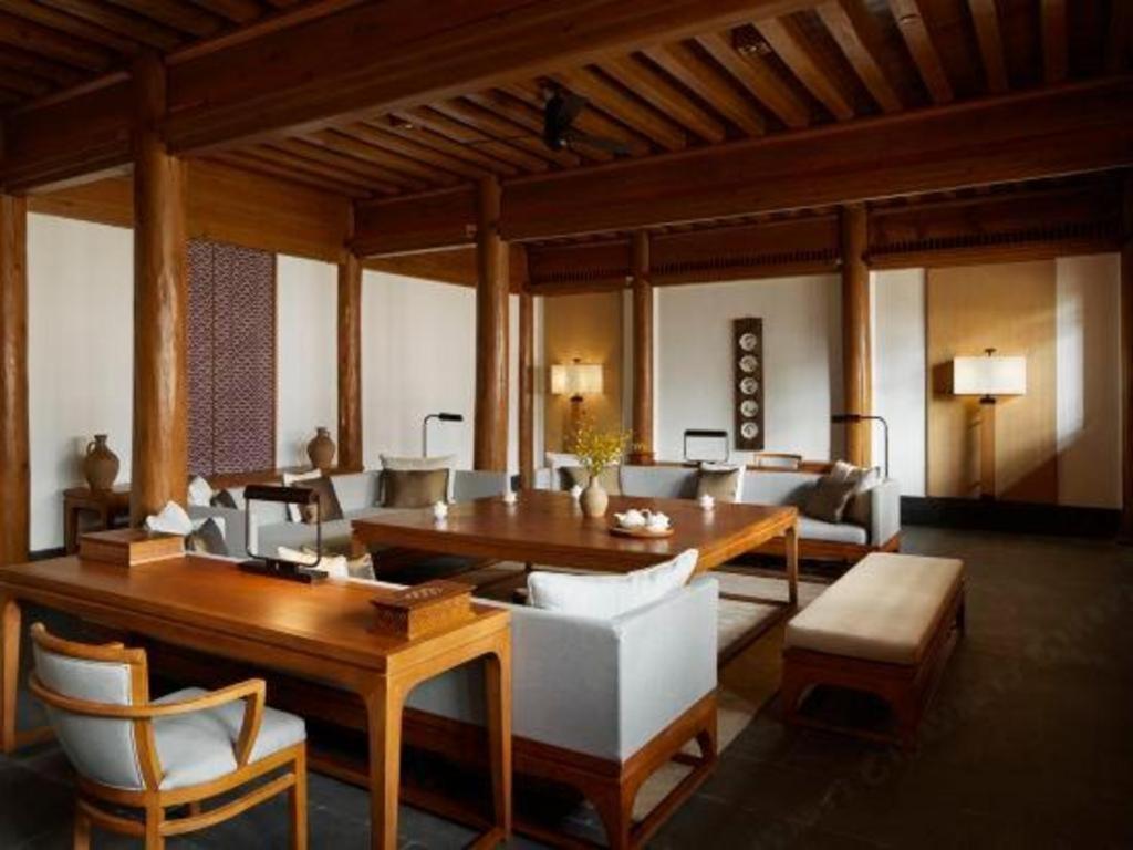 Hotel Amandayan à Lijiang  Extérieur photo